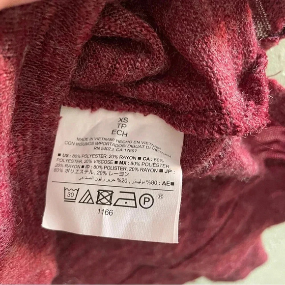 Old Navy V-neck Sweater Women’s Size XS Oversize Fit Heather Maroon Lightweight - Picture 3 of 11